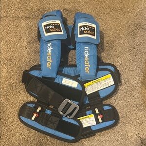 RideSafer Blue Travel Vest